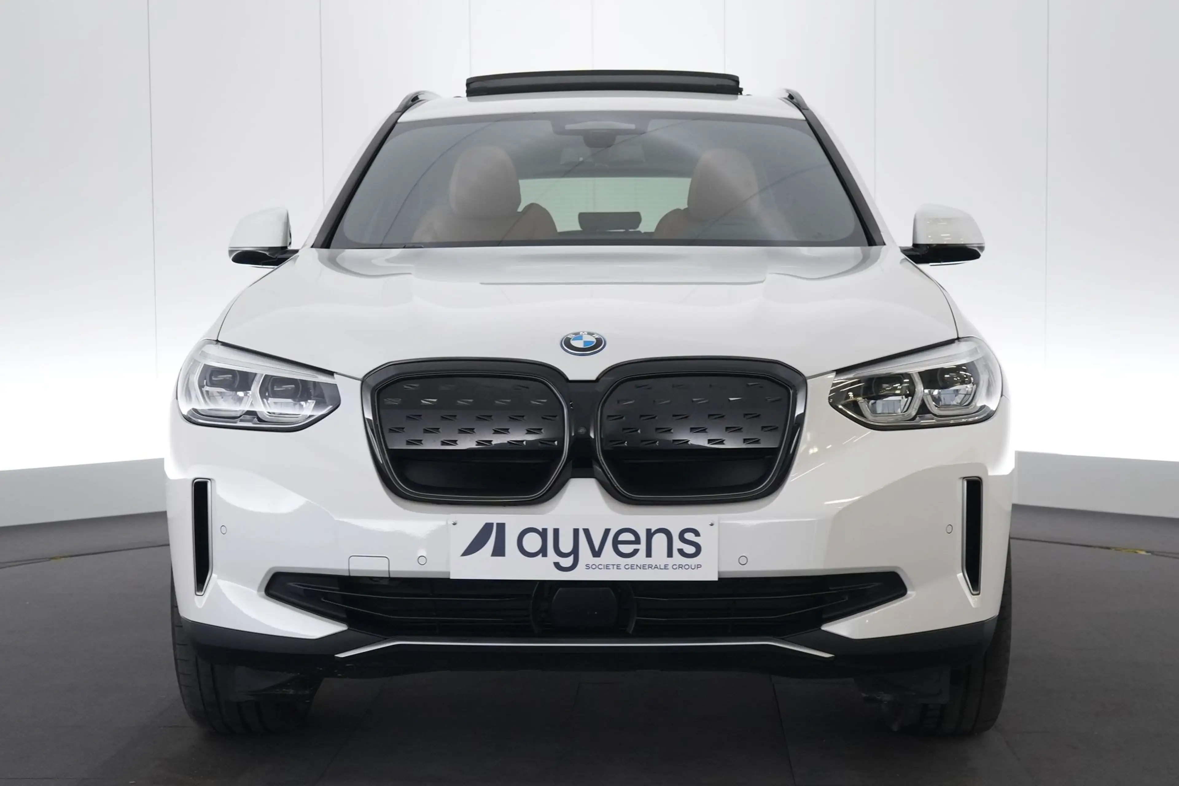 BMW iX3 80 kWh Impressive Dark Shadow LEDER/CUIR Adapt. LE — photo 2