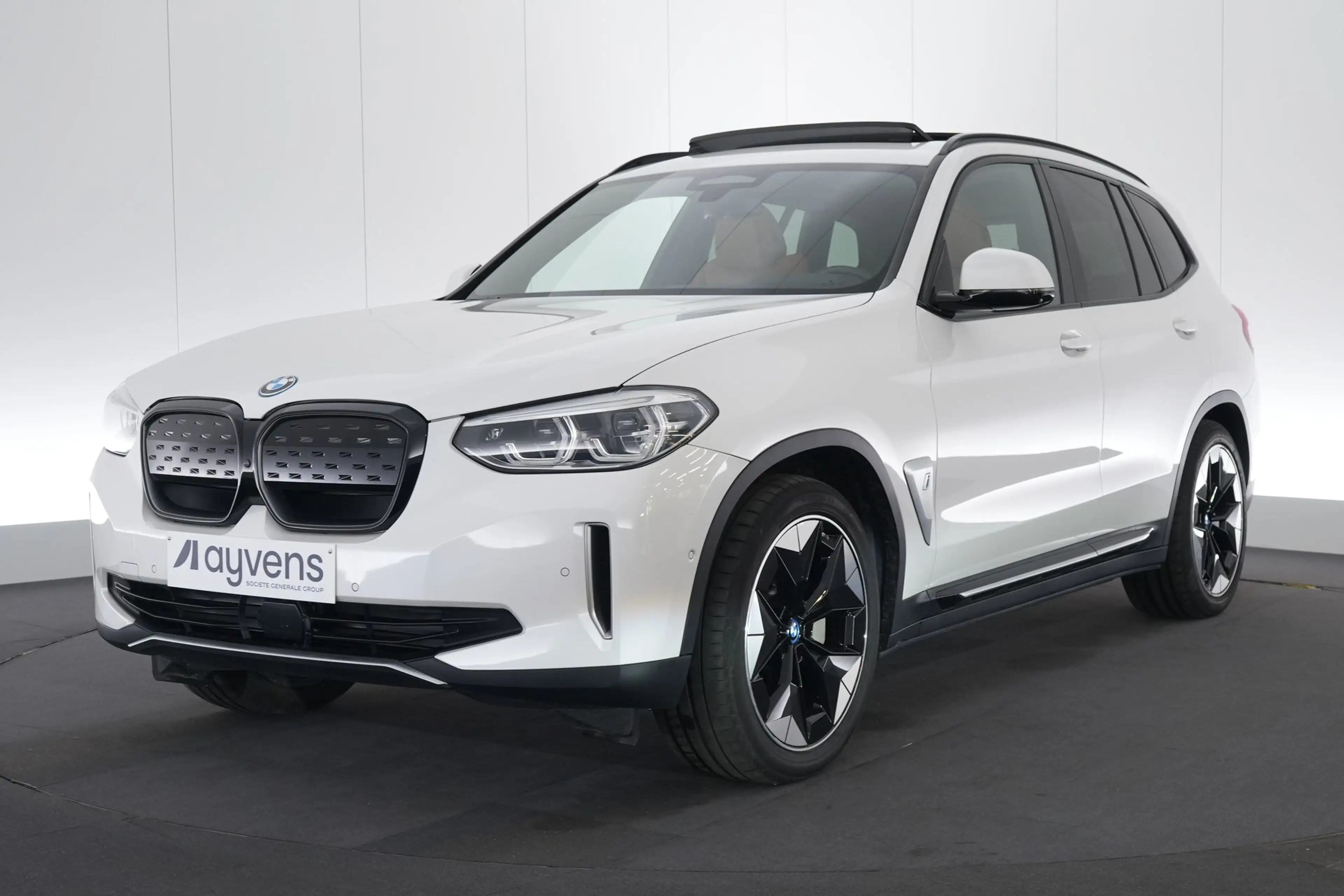 BMW iX3 80 kWh Impressive Dark Shadow LEDER/CUIR Adapt. LE