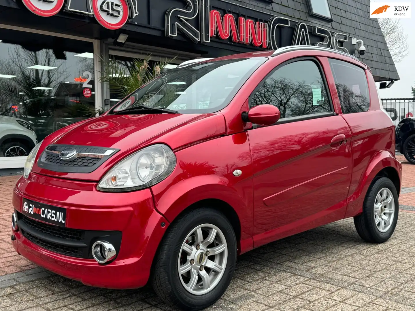 Microcar M.Go Brommobiel | 2009 | Garantie YANMAR Roşu - 1