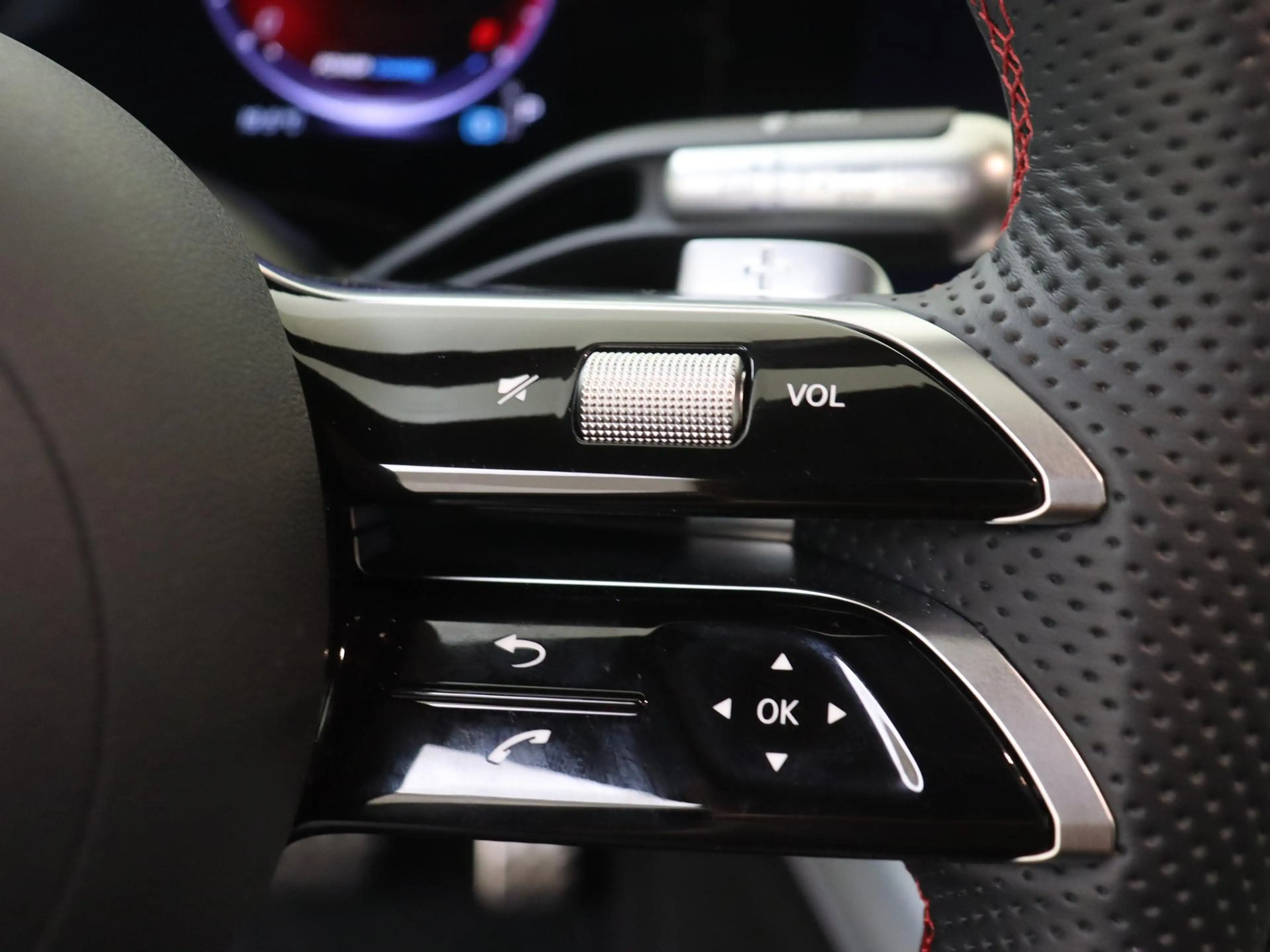 Mercedes-Benz CLA 220 4 MATIC Business Solution AMG / Nightpakket/ Trekh — photo 13