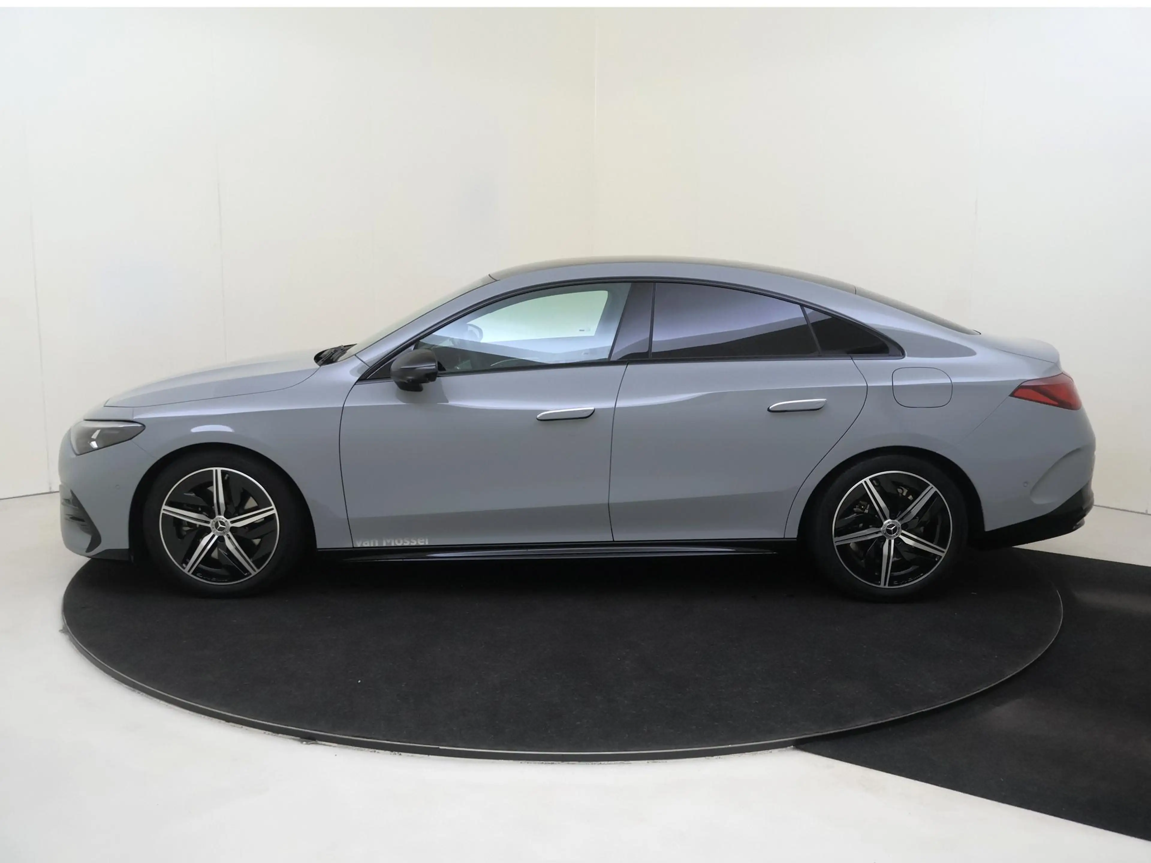 Mercedes-Benz CLA 220 4 MATIC Business Solution AMG / Nightpakket/ Trekh — photo 8