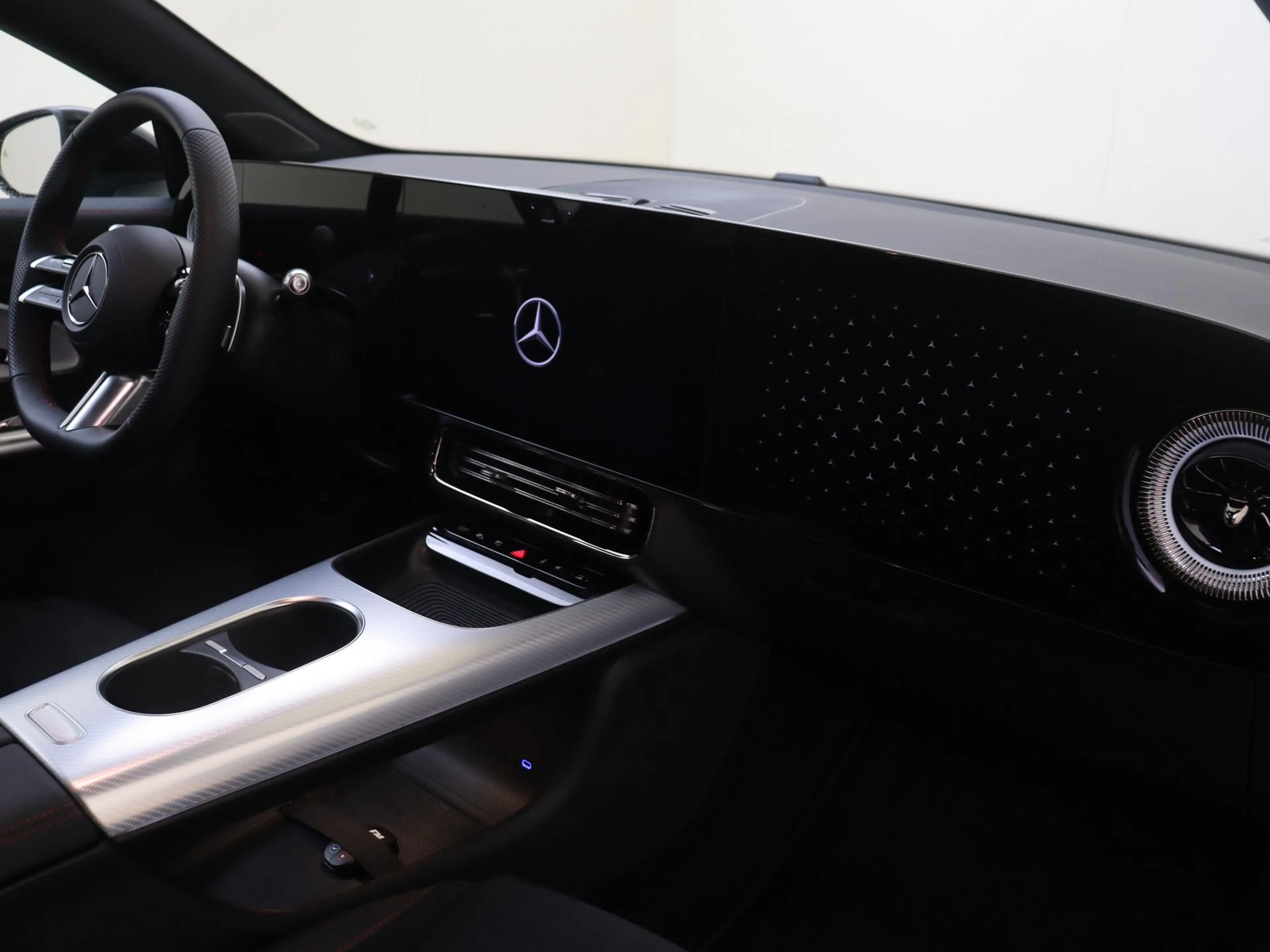 Mercedes-Benz CLA 220 4 MATIC Business Solution AMG / Nightpakket/ Trekh — photo 5