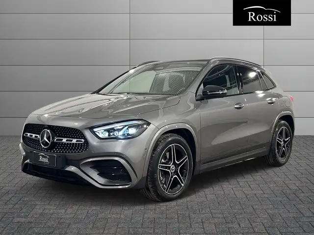 Mercedes-Benz GLA 200 d Automatic 4MATIC