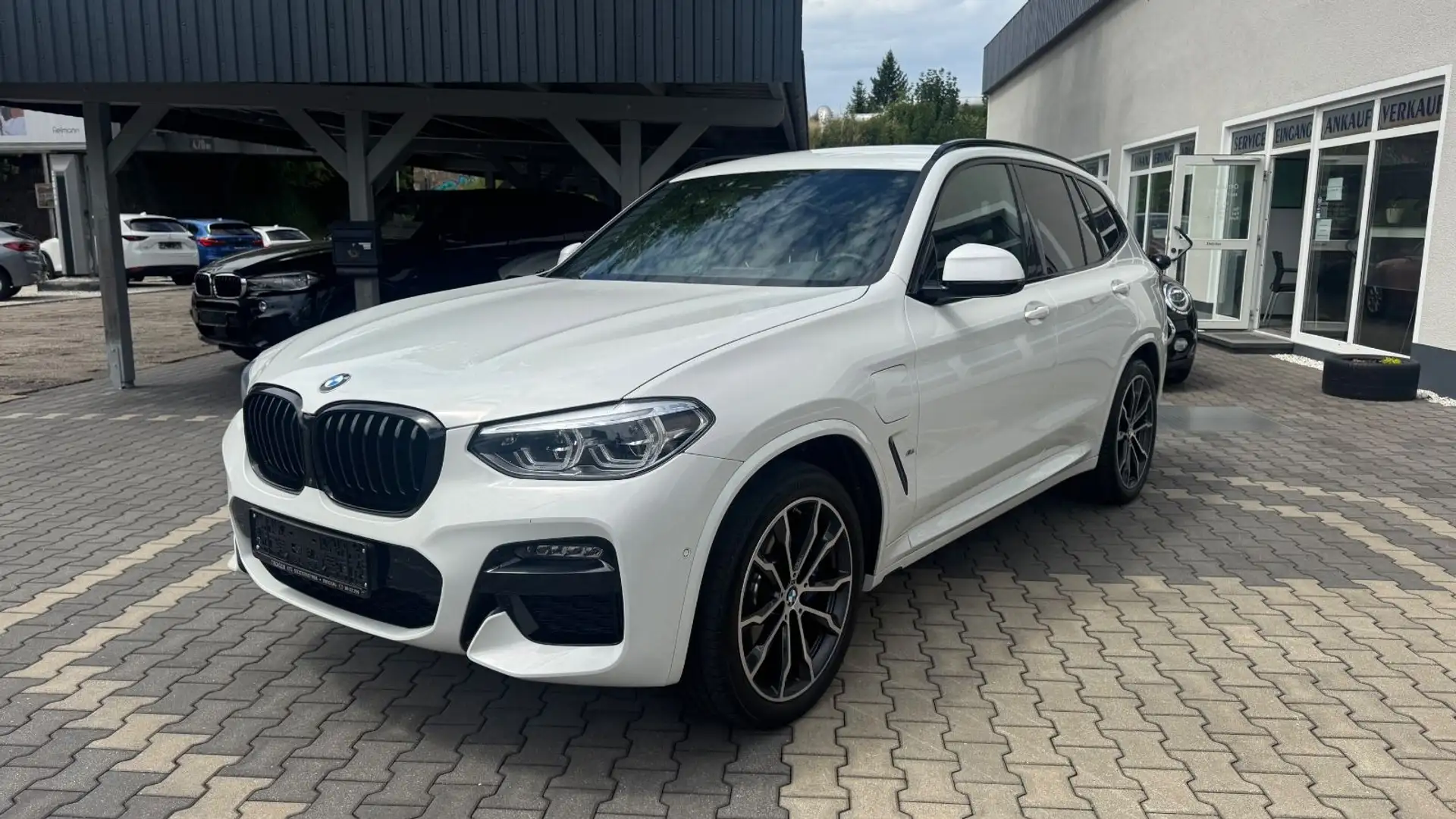 BMW X3 xDri 30e M Sport LED NaviProf Autom 360Grad Weiß - 2