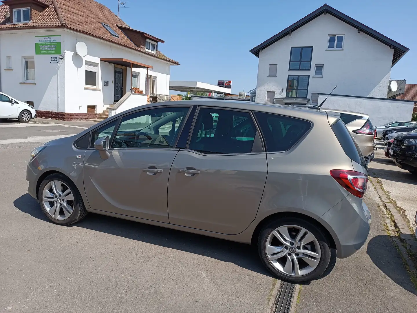 Opel Meriva Meriva 1.7 CDTI Automatik Innovation Grau - 1