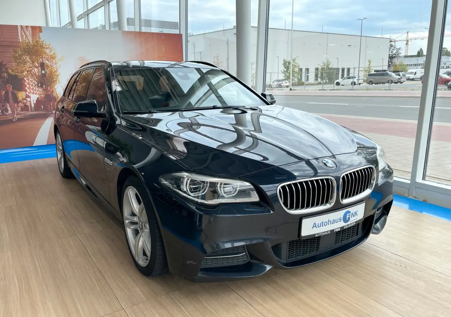 BMW 530 d Touring M Sport "EXPORT" siehe Beschreibung Чорний - 1