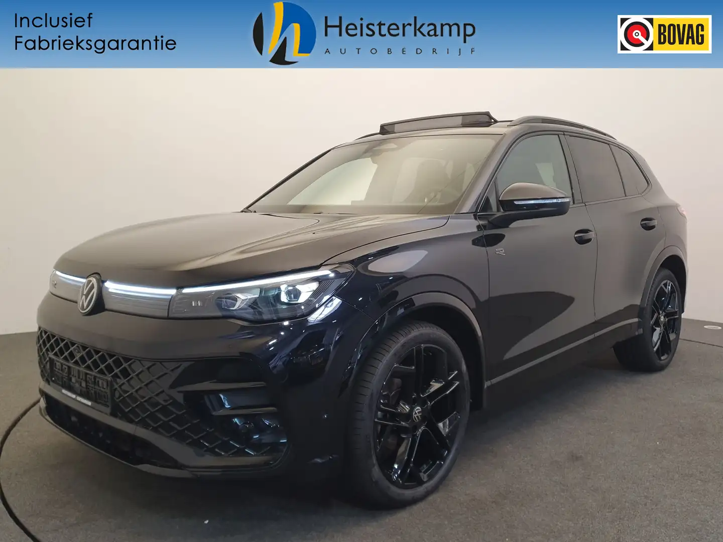 Volkswagen Tiguan 1.5 eTSI 150pk DSG/AUT R-Line Wegklapbare trekhaak Zwart - 1