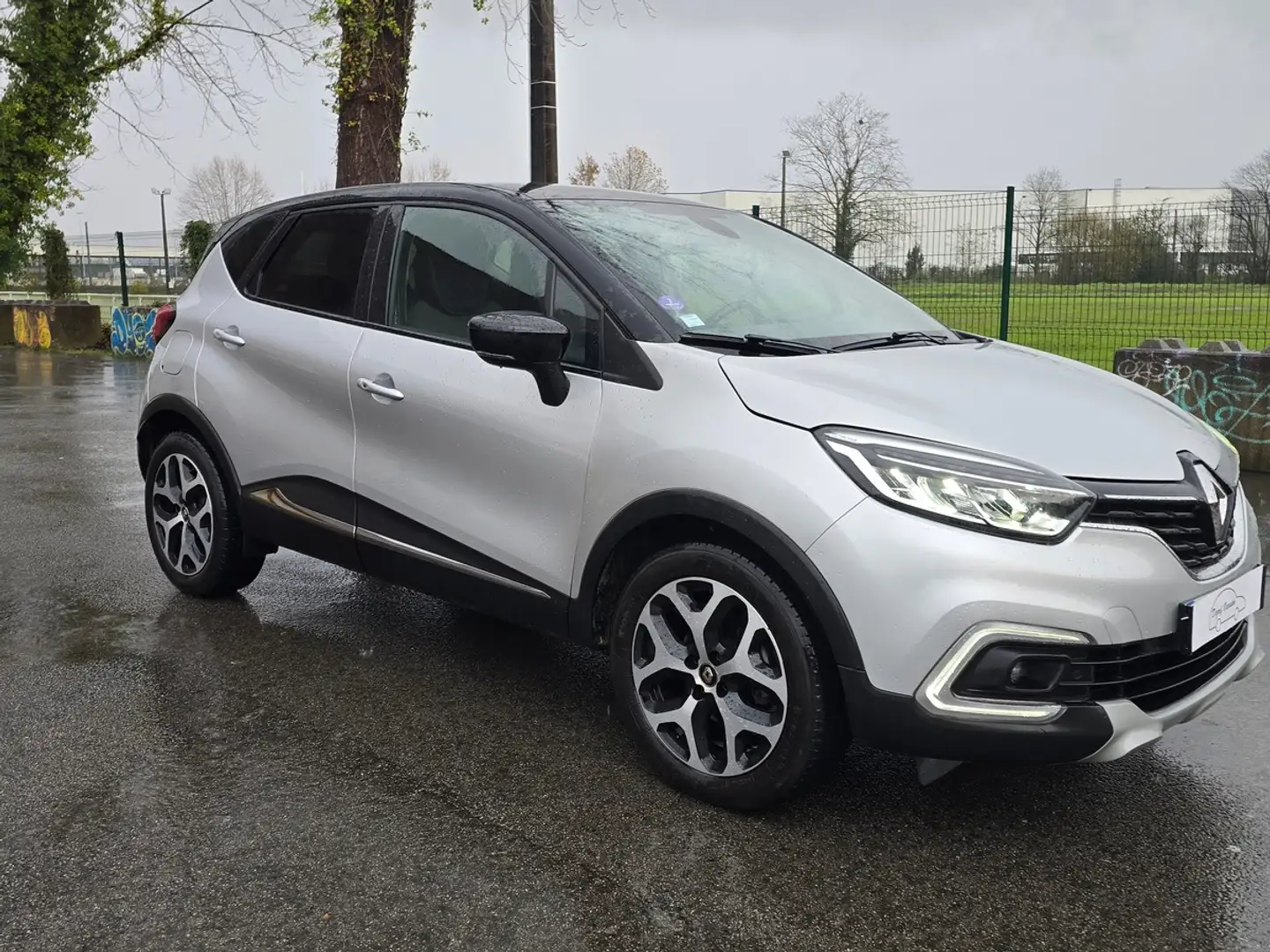 Renault Captur tce 150 cv Boîte automatique EDC intens Gris - 2