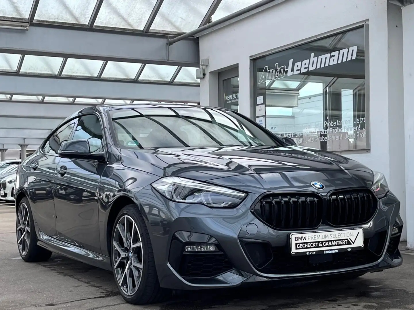 BMW 220 i Gran Coupé M-Sport HUD/RFK 2 JAHRE GARANTIE Grau - 2