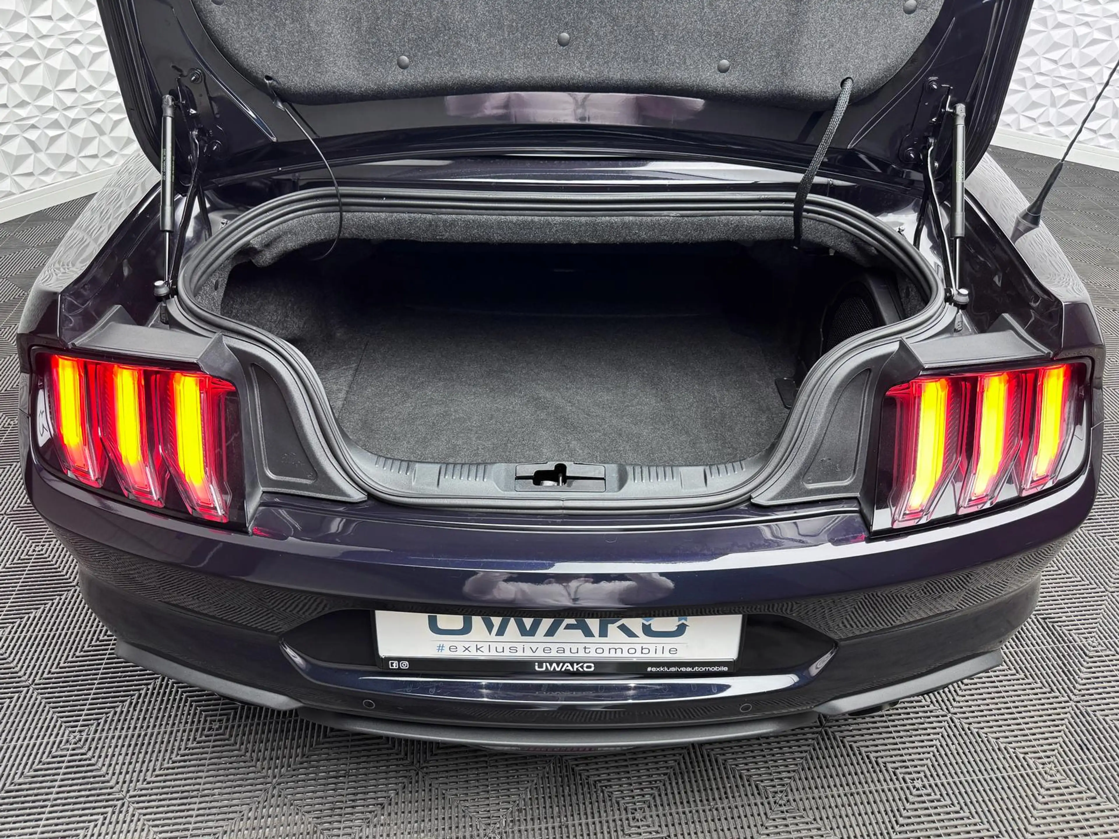 Ford Mustang GT 5.0 CONVERTIBLE*DEUTSCH*B&O*KLAPPE*ACC*RCAM — photo 13