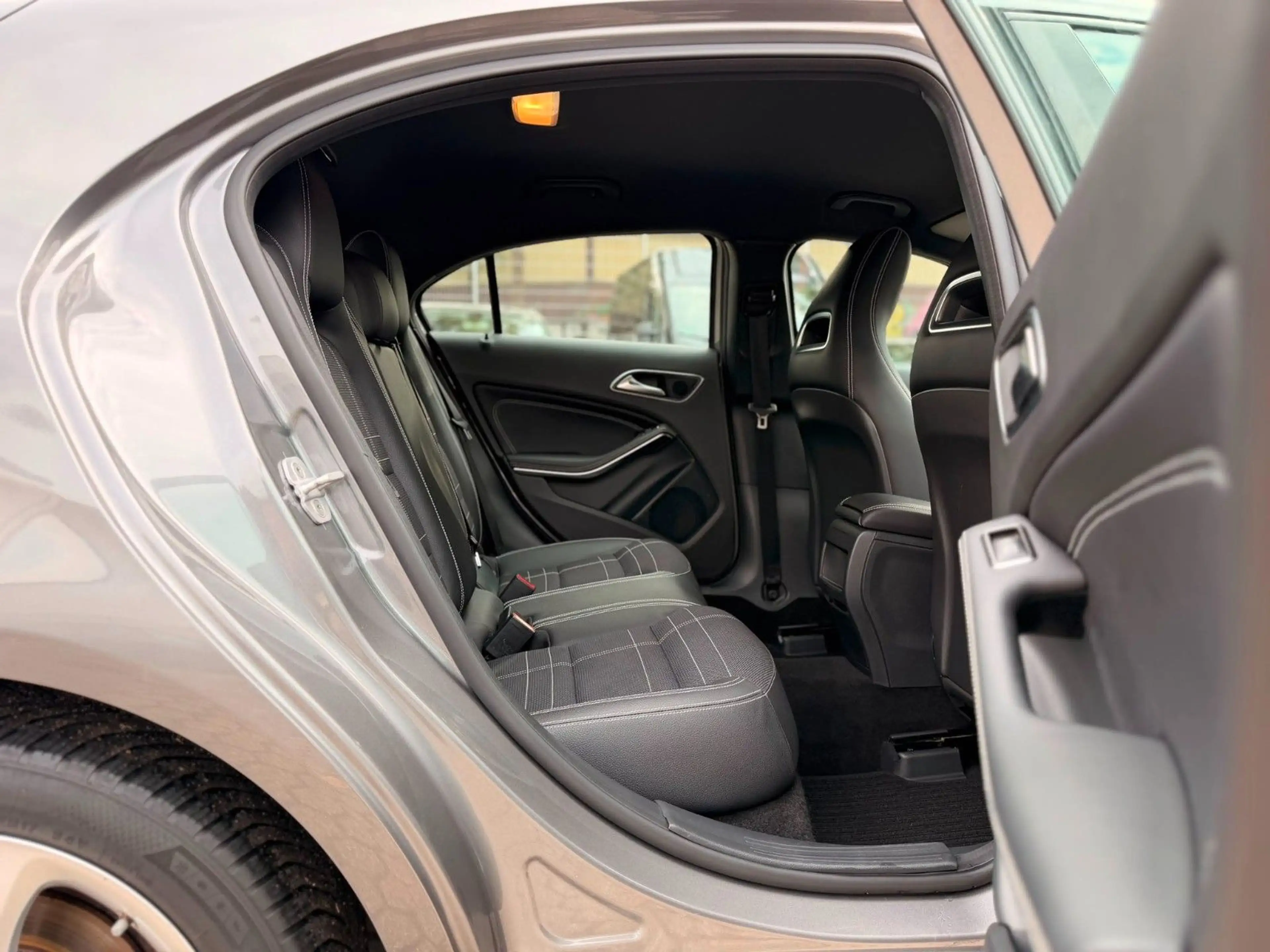 Mercedes-Benz A 200 Automatik BE Urban — photo 15