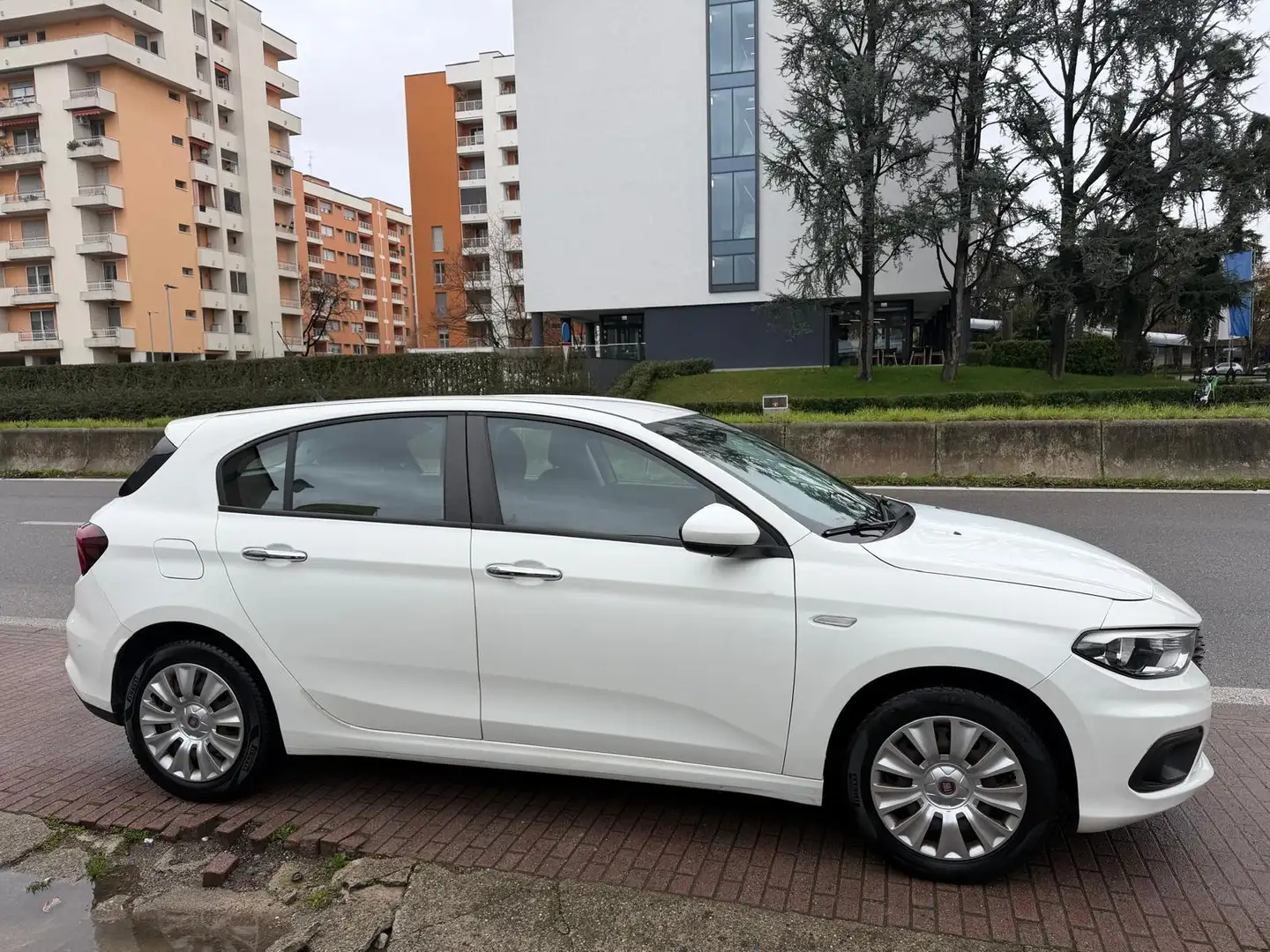 Fiat Tipo Tipo 5 porte II 2016 5p 1.4 Easy 95cv my17 Blanco - 2