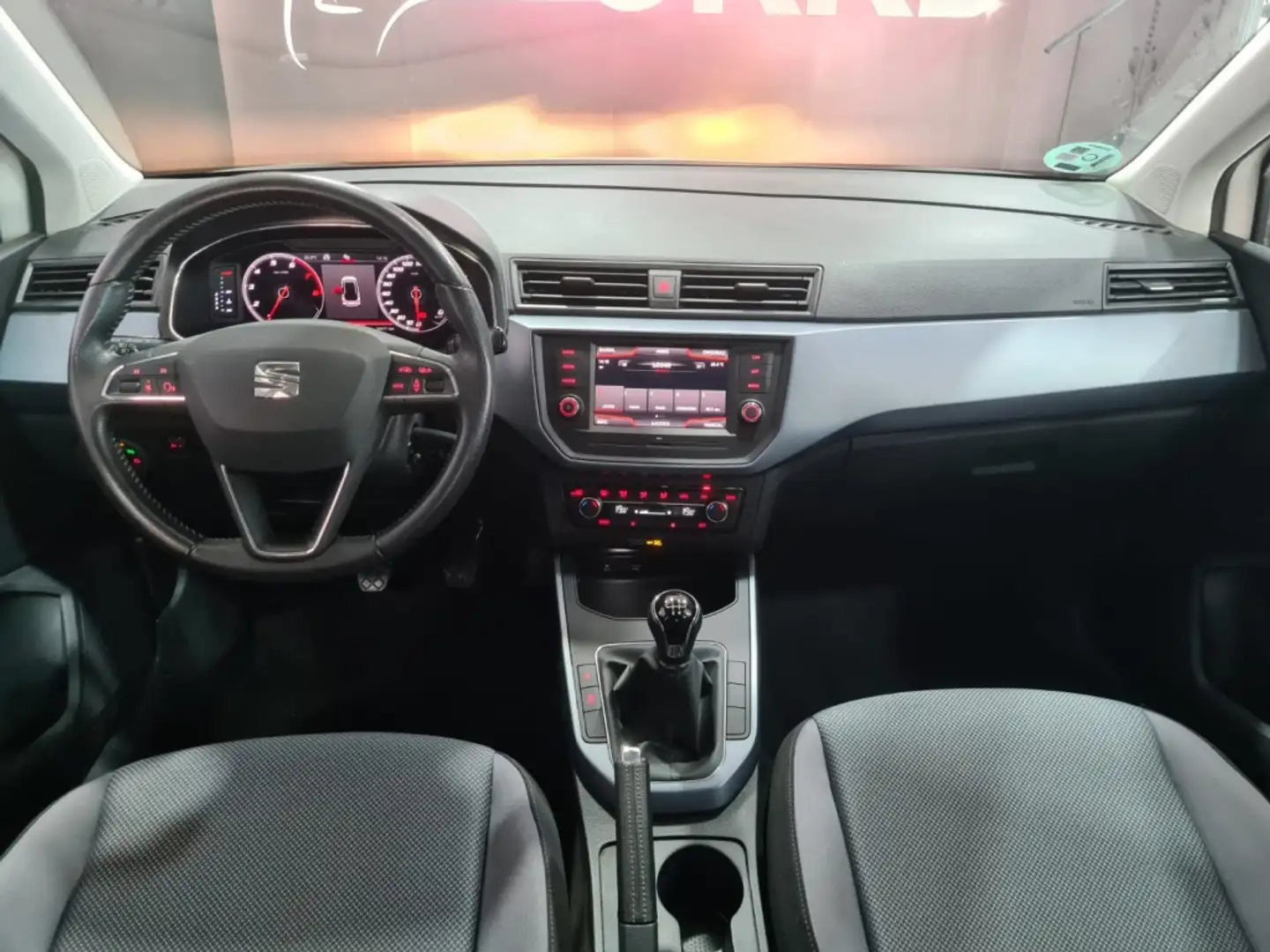 SEAT Arona 1.0 TSI Ecomotive S&S Style 95 Blanco - 2