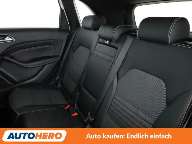 Mercedes-Benz B-Class view 14