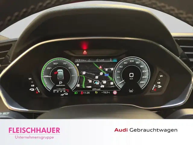 Audi Q3 view 12