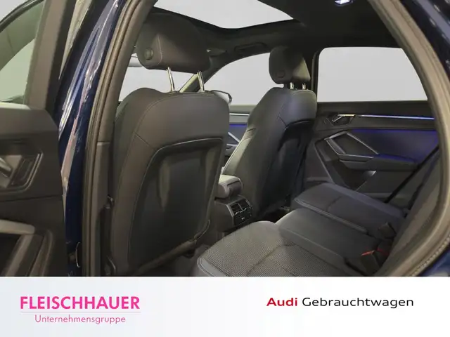Audi Q3 view 14