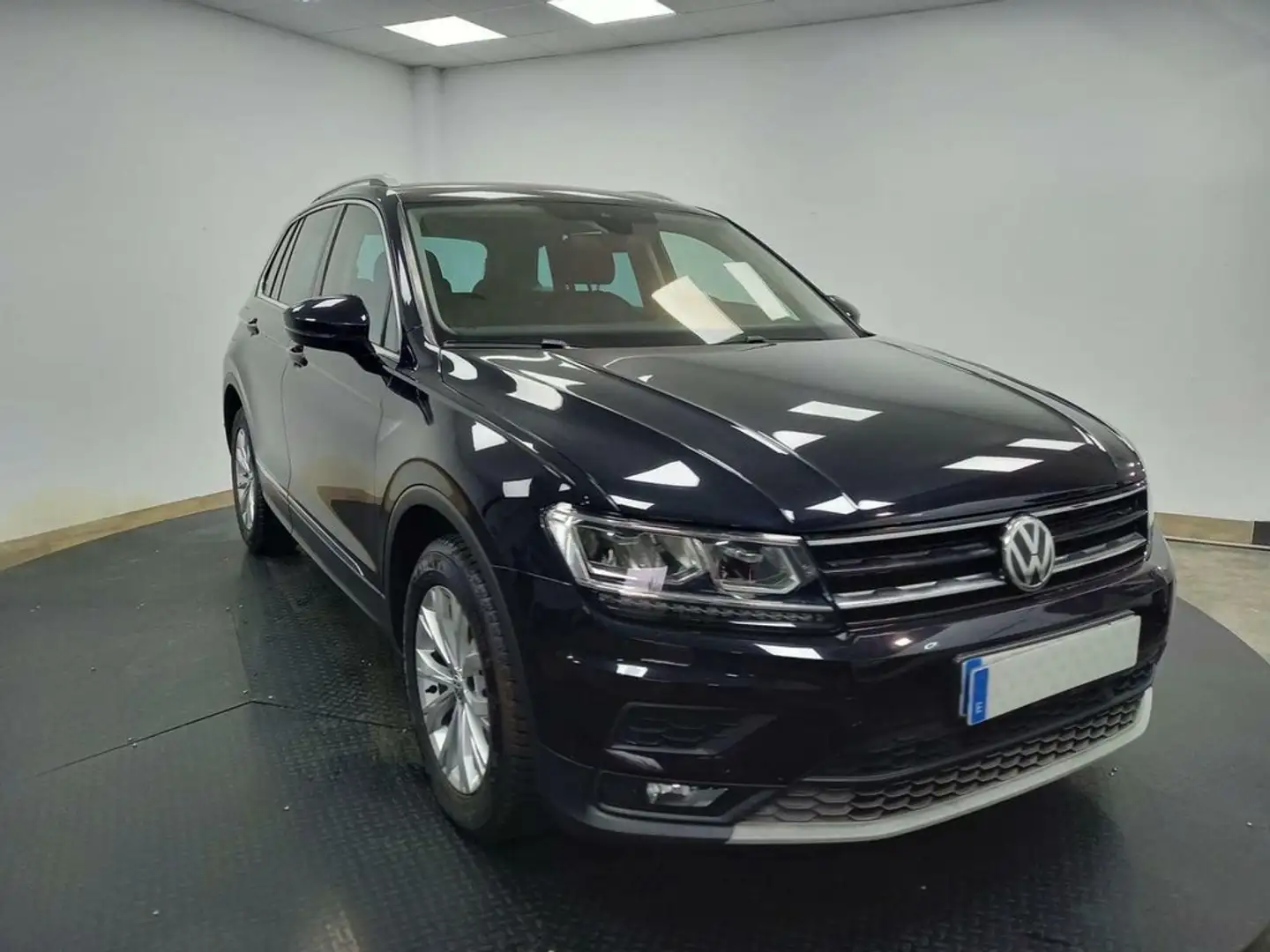 Volkswagen Tiguan 2.0 TDi SCR Comfortline (EU6.2) Module Noir - 2