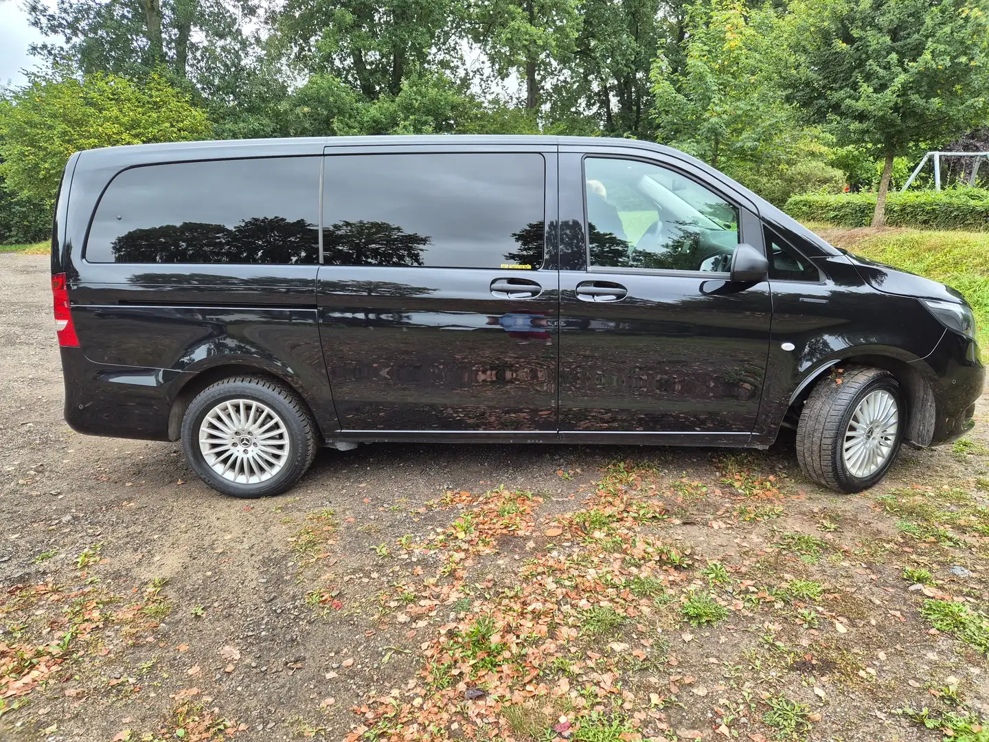 Mercedes-Benz Vito eVito eVito Tourer Lang Schwarz - 1