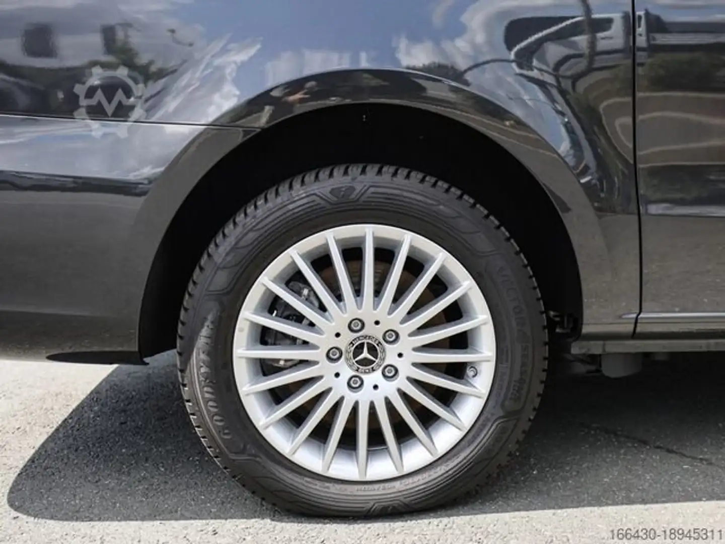 Mercedes-Benz Vito eVito eVito Tourer Lang Schwarz - 2