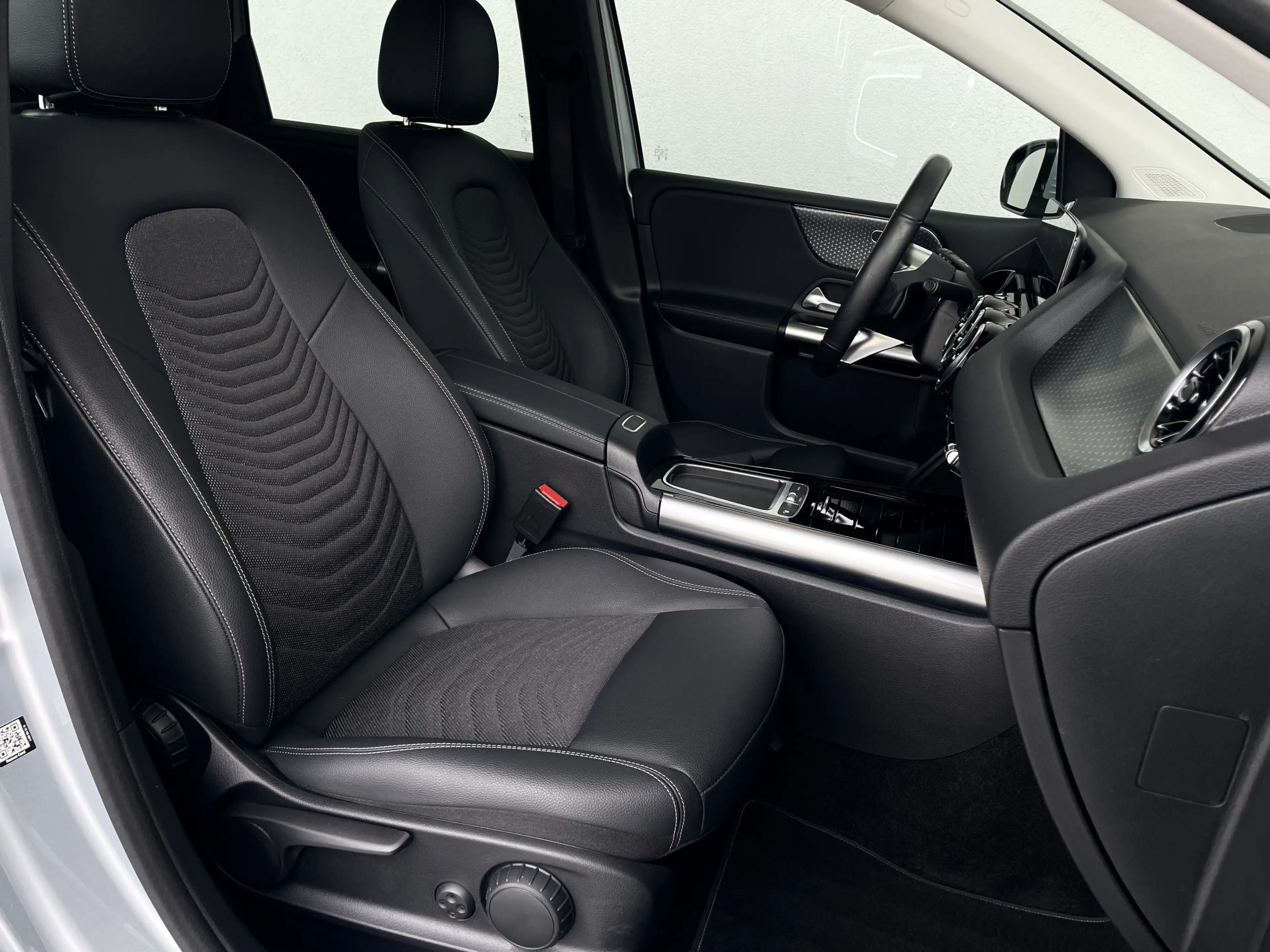 Mercedes-Benz B 200 * — photo 13