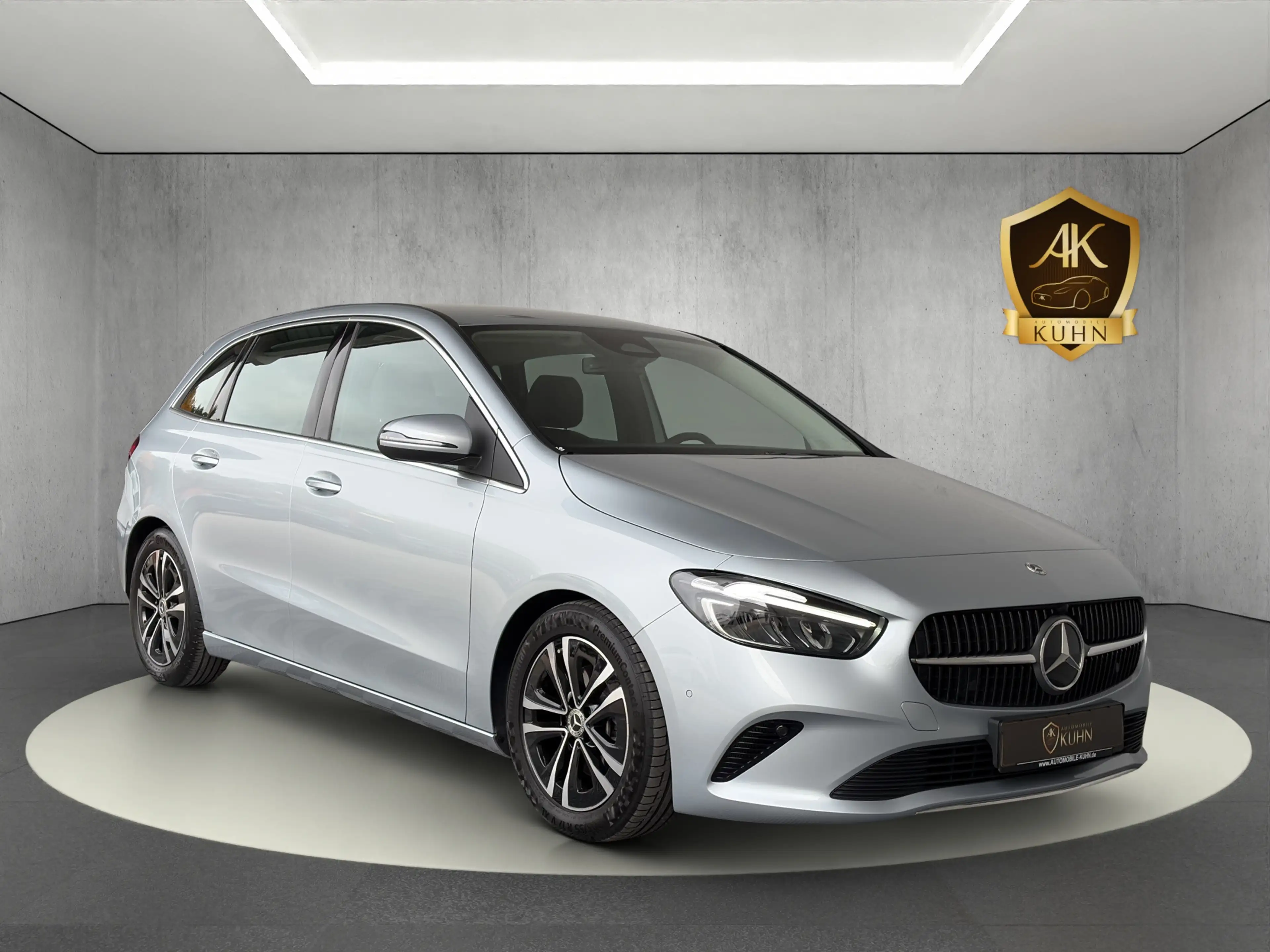 Mercedes-Benz B 200 * — photo 10