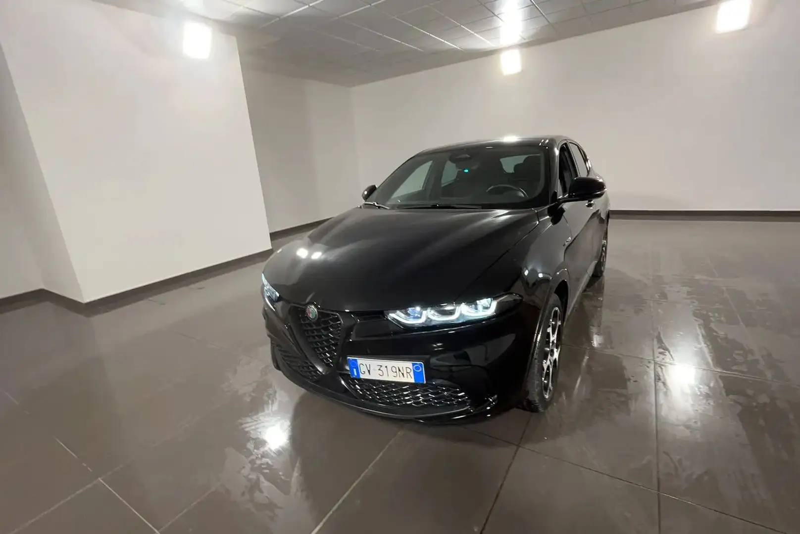 Alfa Romeo Tonale Tonale 1.3 phev Veloce Q4 280cv at6 Zwart - 1