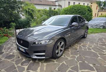 XF II Berlina 2.0d Prestige Business edition awd 180cv auto