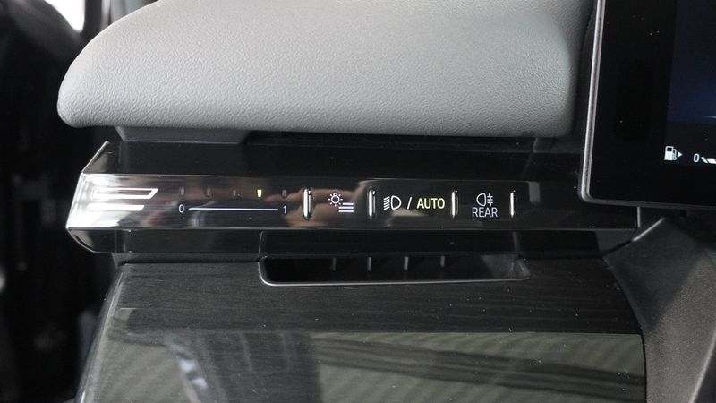 BMW 540 d Limousine xDrive M Sport*HEAD-UP*STHZ*360°* — photo 13