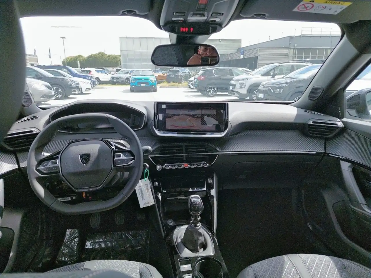 Peugeot 2008 Allure PureTech 100 S&S 19