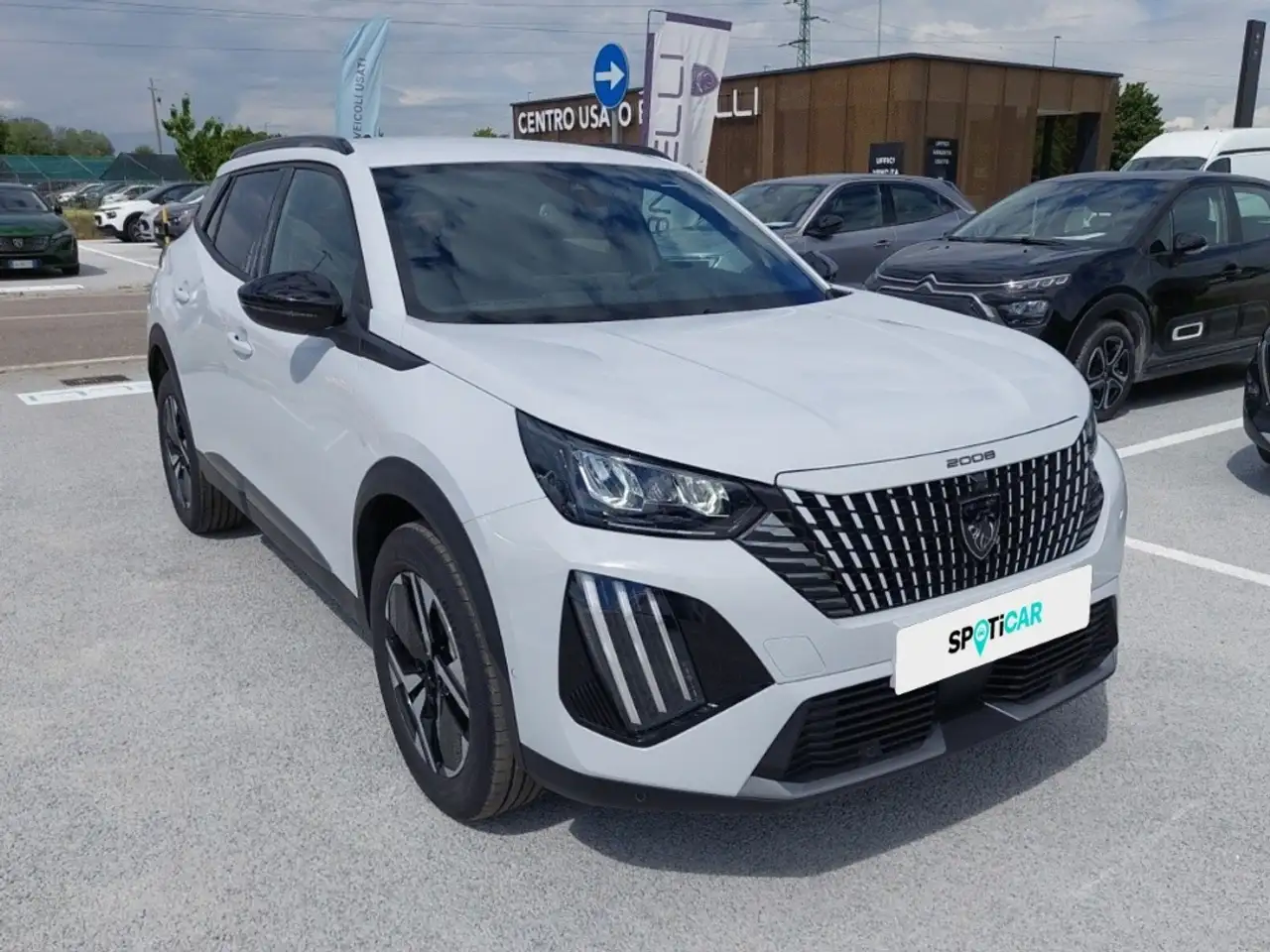 Peugeot 2008 Allure PureTech 100 S&S 2