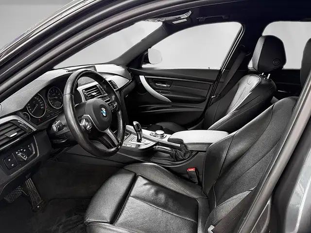 BMW 3 Series view 7