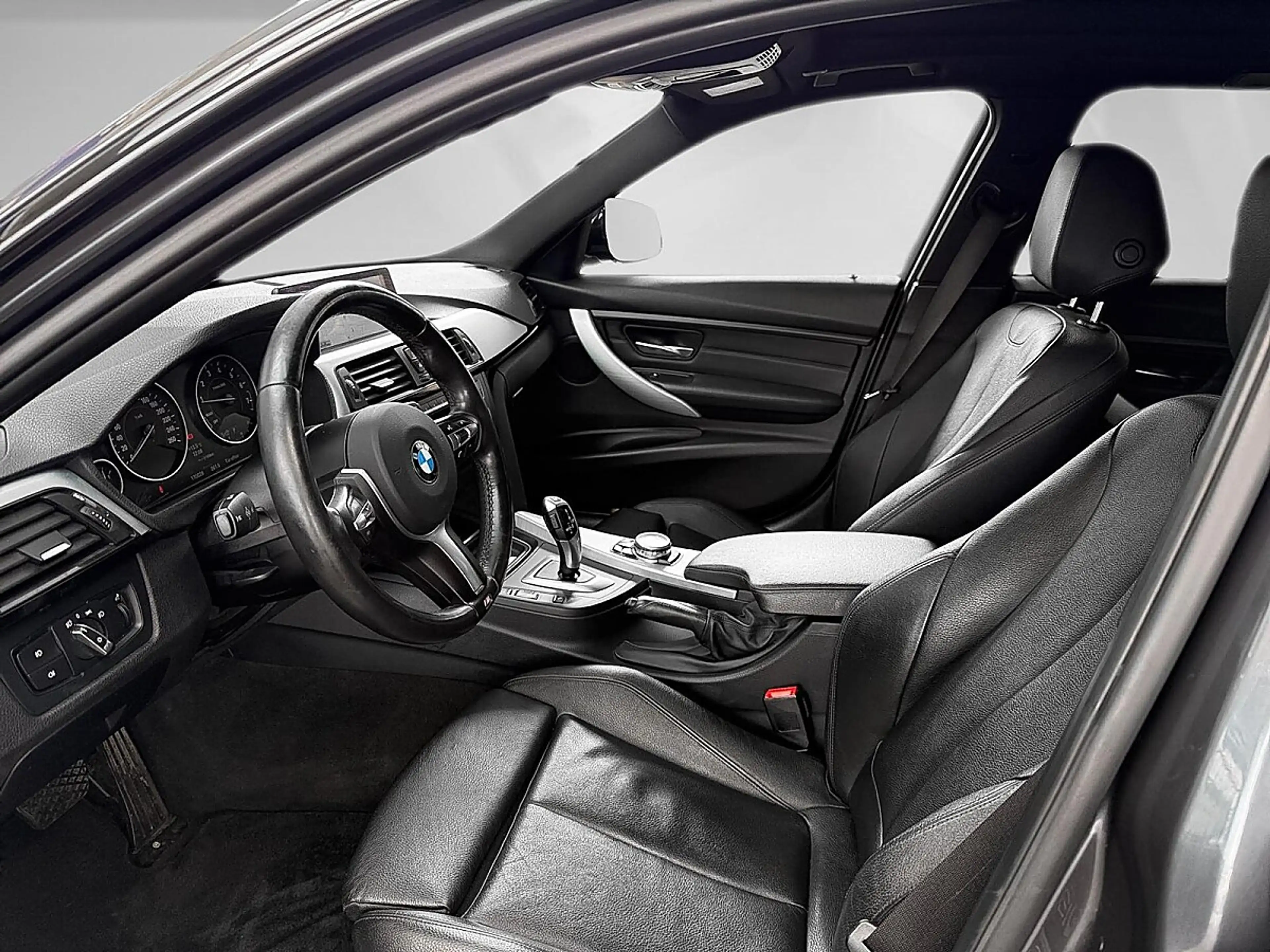 BMW 316 i Touring | M-PAKET AB WERK | PICKERL BIS 10/20... — photo 7