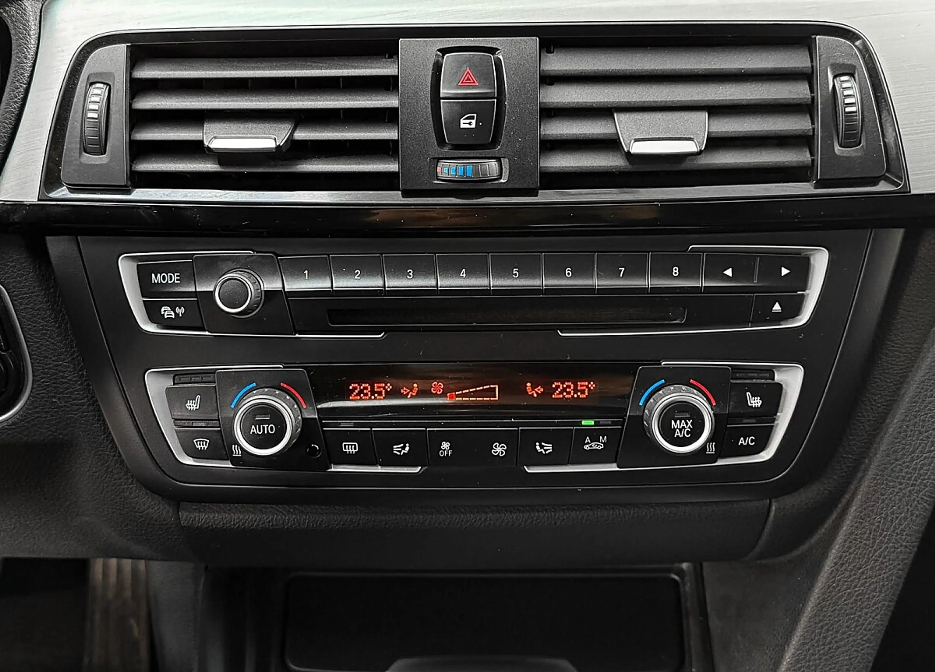 BMW 316 i Touring | M-PAKET AB WERK | PICKERL BIS 10/20... — photo 14