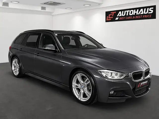 BMW 3 Series view 4
