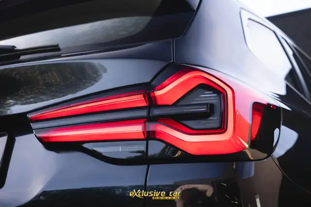 BMW X3 view 11
