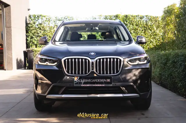BMW X3 view 2