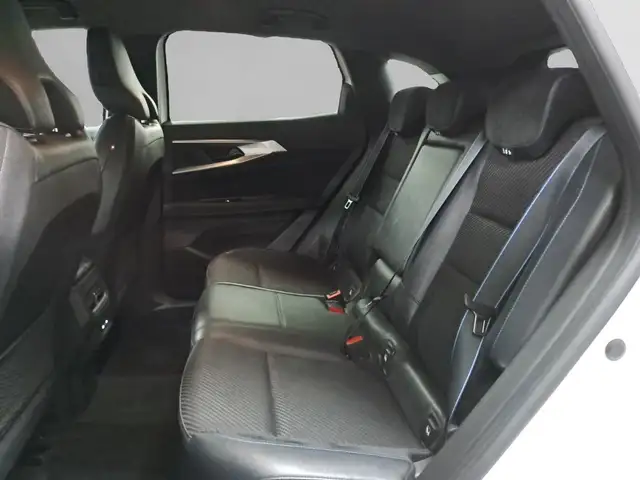 Renault Austral view 12