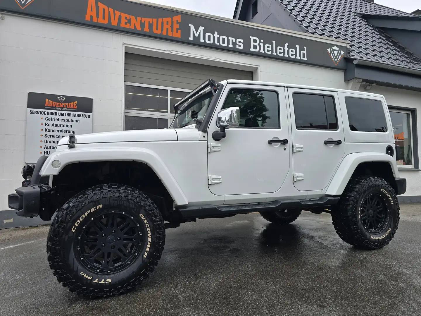 Jeep Wrangler Unlimited 3.6 Automatik " BIG SAHARA !" Biały - 2