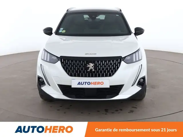 Peugeot 2008 view 9