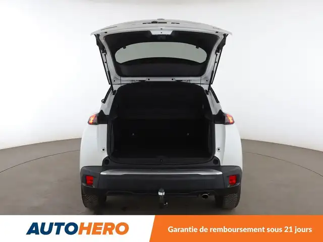 Peugeot 2008 view 17
