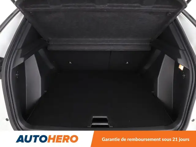 Peugeot 2008 view 19