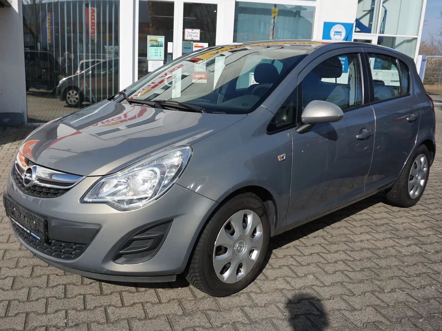 Opel Corsa Active Braun - 2