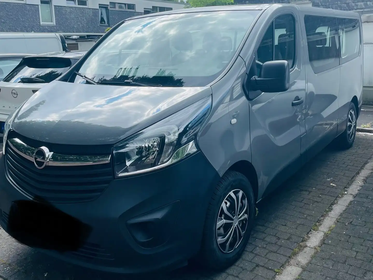 Opel Vivaro Vivaro 1.6 D (CDTI) 1.6 D L2H1 S Grau - 1