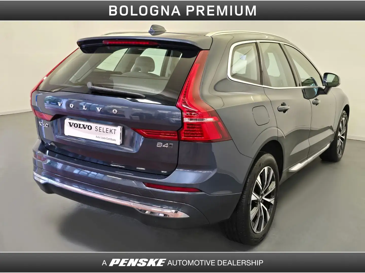 Volvo XC60 XC60 B4 (d) AWD automatico Plus Bright Bleu - 2
