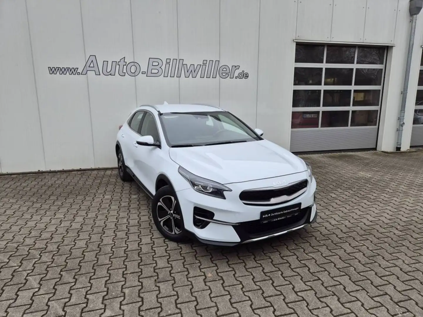 Kia XCeed 1.6 Plug-in Hybrid PHEV (141 PS) Vision Blanc - 1