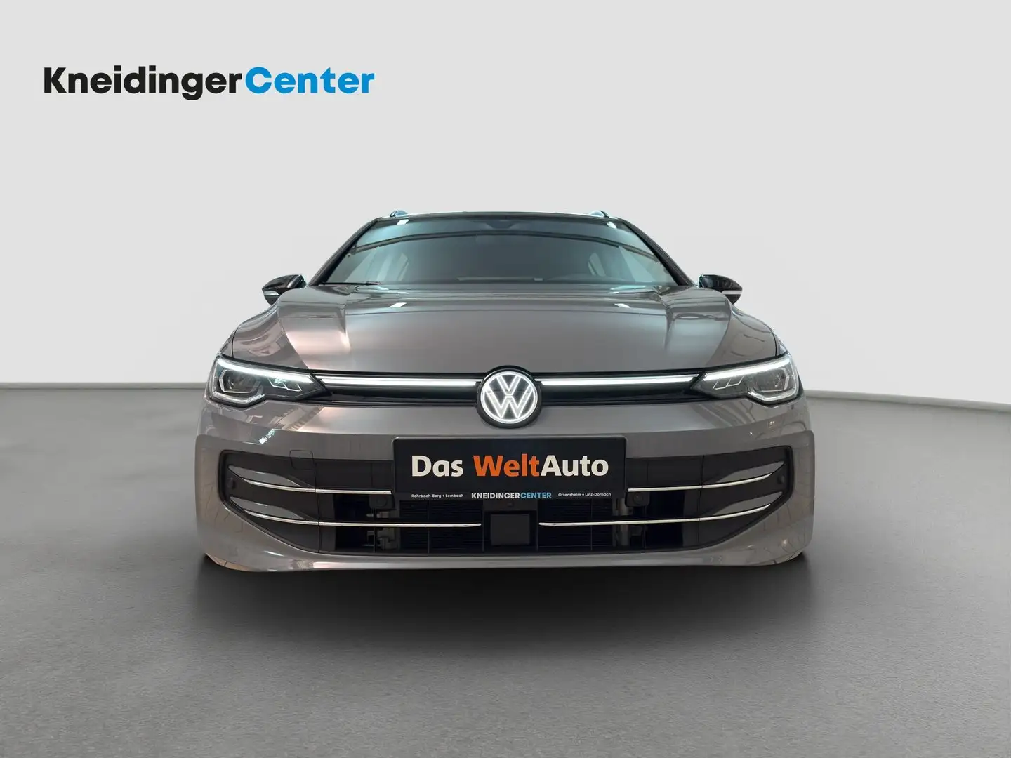 Volkswagen Golf Variant Business mHeV TSI DSG Grau - 2