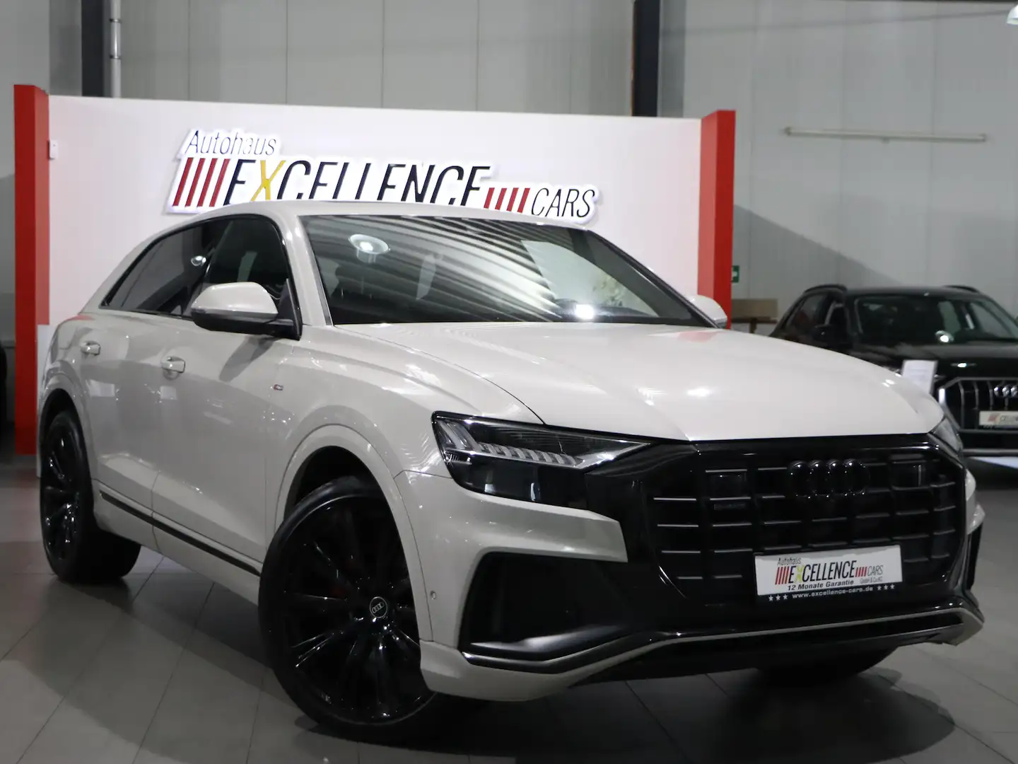 Audi Q8 50 TDI QUATTRO S-LINE SPORT PLUS BLACK 1A Beige - 1
