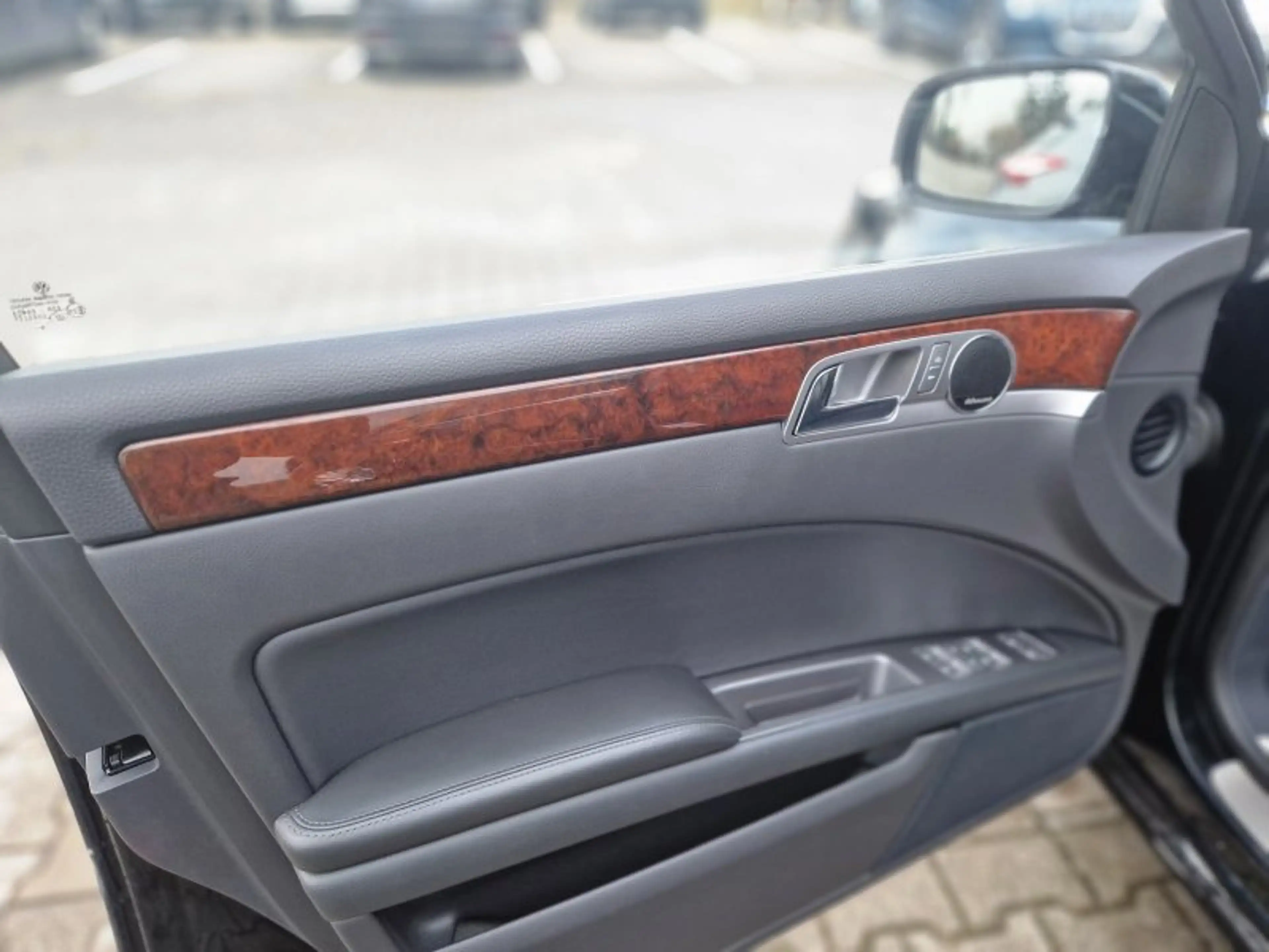 Volkswagen Phaeton V8 ACC Xenon Leder Kamera Dynaudio Standheizung Pr — photo 12