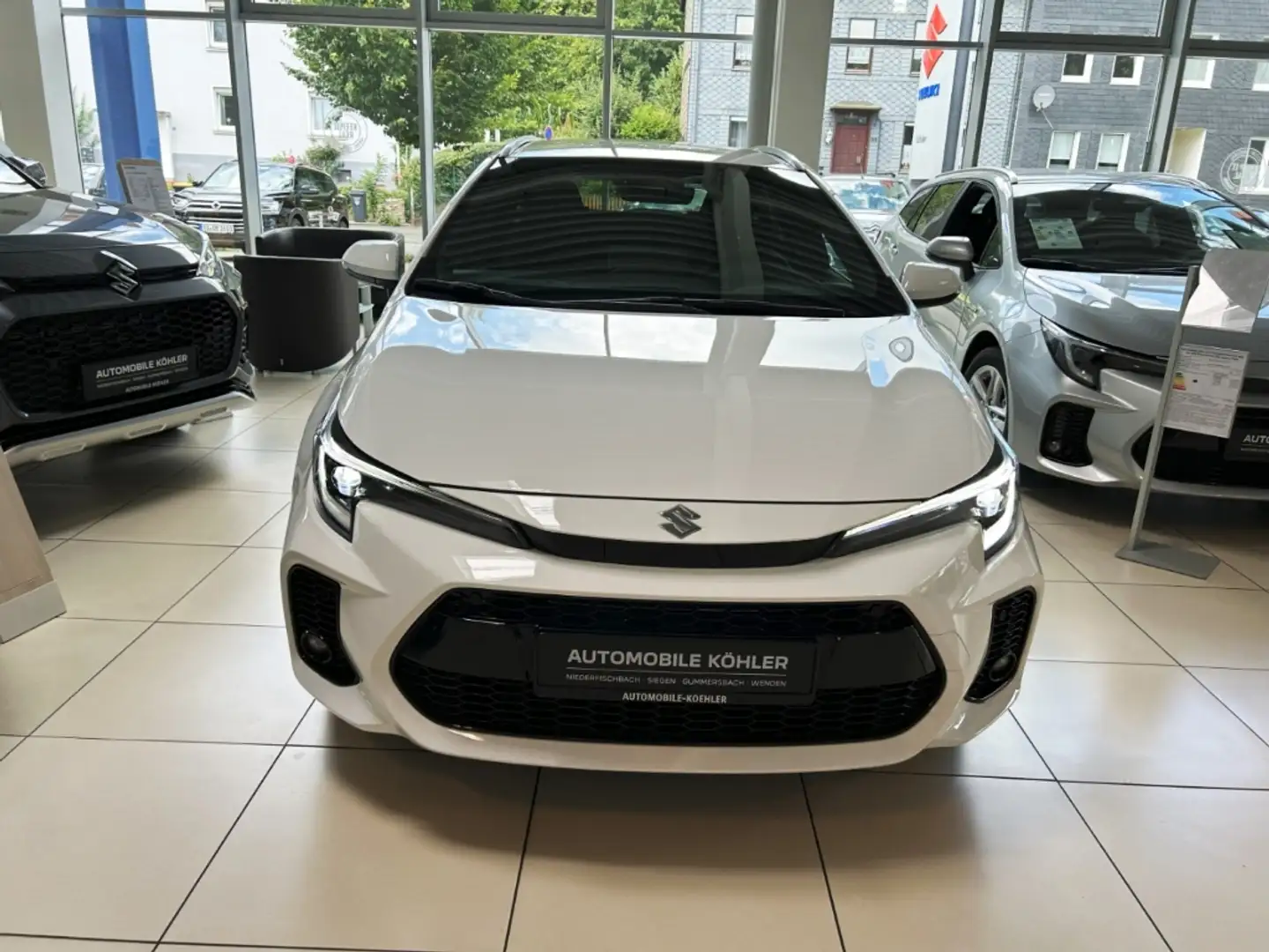 Suzuki Swace 1.8 HYBRID CVT Comfort+ Alb - 2