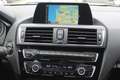 BMW 118 1-serie 118i Automaat Urban NAVI CAMERA 18'' NL AU Grijs - thumbnail 19